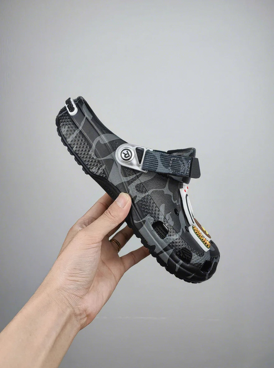 Crocs x BAPE – Comodidad, Exclusividad y Estilo de Artista